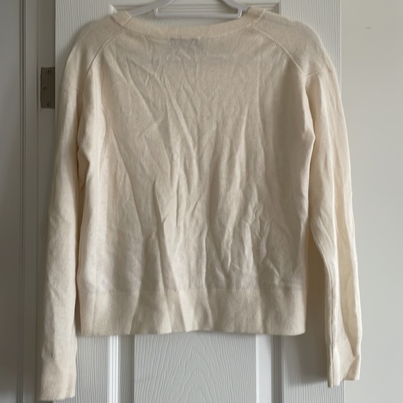 Everlane Sweater - Picture 2 of 2